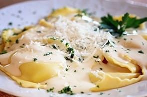 Ravioli con Fonduta
