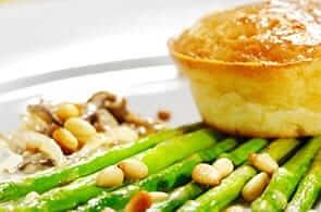 Flan di Asparagi con Fonduta