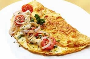 Omelette con tonno e cipolla