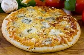 Pizza ai 4 formaggi