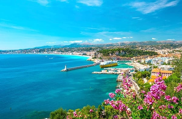 Un Tipico Pranzo sul Mare della Costa Azzurra