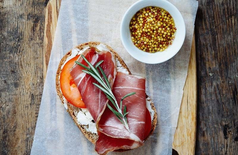bruschette-di-prosciutto-crudo-e-formaggio-di-capra_thumb