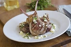 Costolette di agnello al Roquefort