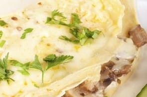 Crepes con funghi e prosciutto