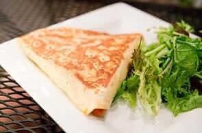 Crepes con salsiccia e patate