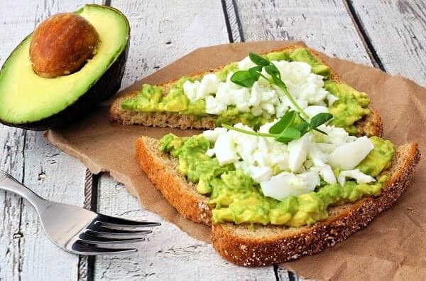 Crostini e bruschette per aperitivi e antipasti