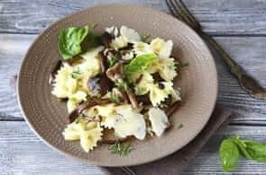 Farfalle brie e funghi