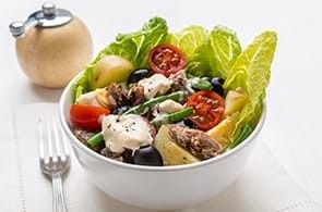 Insalata di patate con tonno e brie