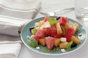 Insalata melone brie e pinoli