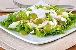 Insalata uva e brie