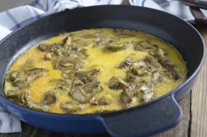 Omelette con carciofi brie e funghi