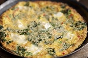 Omelette spinaci, pancetta e camembert
