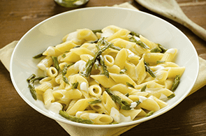 Pasta asparagi e brie