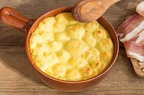 Sbriciolata di Patate e Speck e Brie