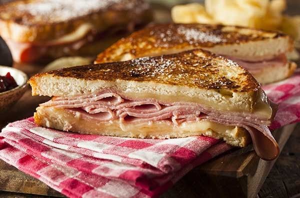 Toast con Emmental