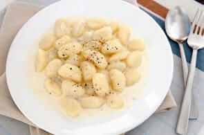 Gnocchi Camembert e Noci