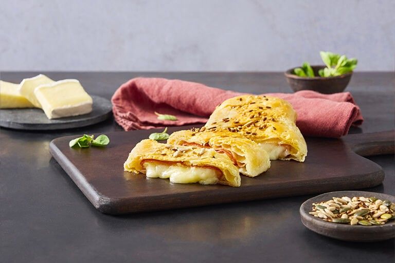 Strudel salato prosciutto e formaggio